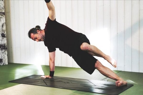 Vinyasa para los hombros
