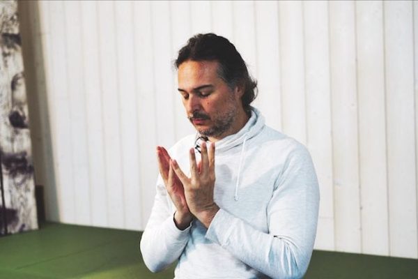 Dr. Feelgood Kundalini Yoga