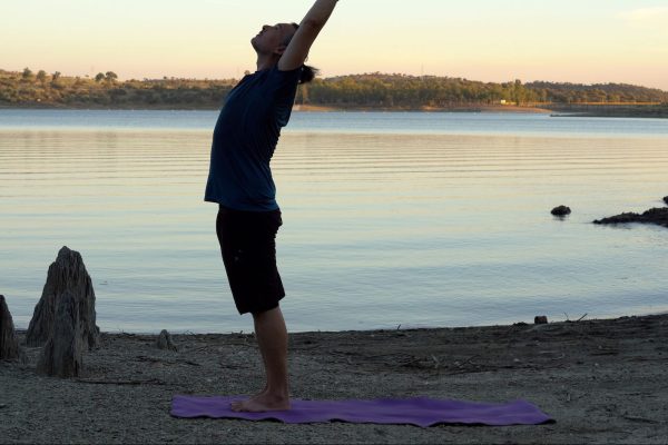 yoga al atardecer